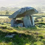 Cromlech * Portnoo
